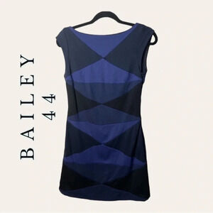 0399.‎ Bailey 44 BODYCON MINI DRESS NAVY BLUE AND BLACK SIZE SMALL